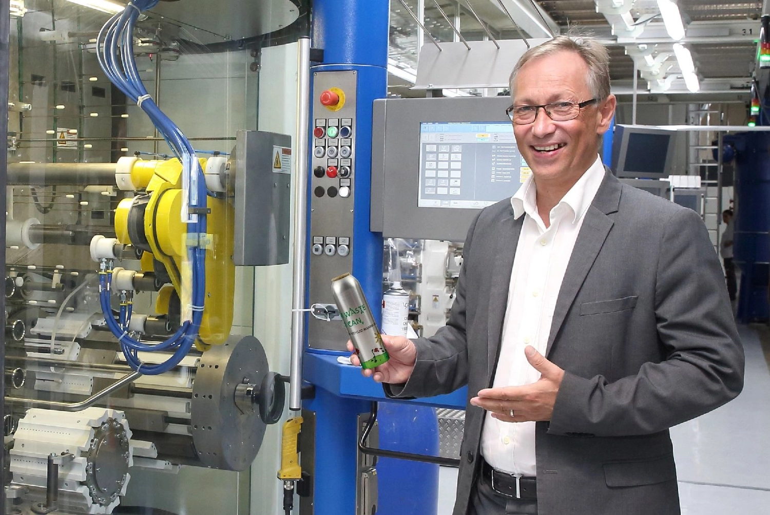 AEROSOL EUROPE - The leading magazine for the global aerosol industry - Florian Nussbaum