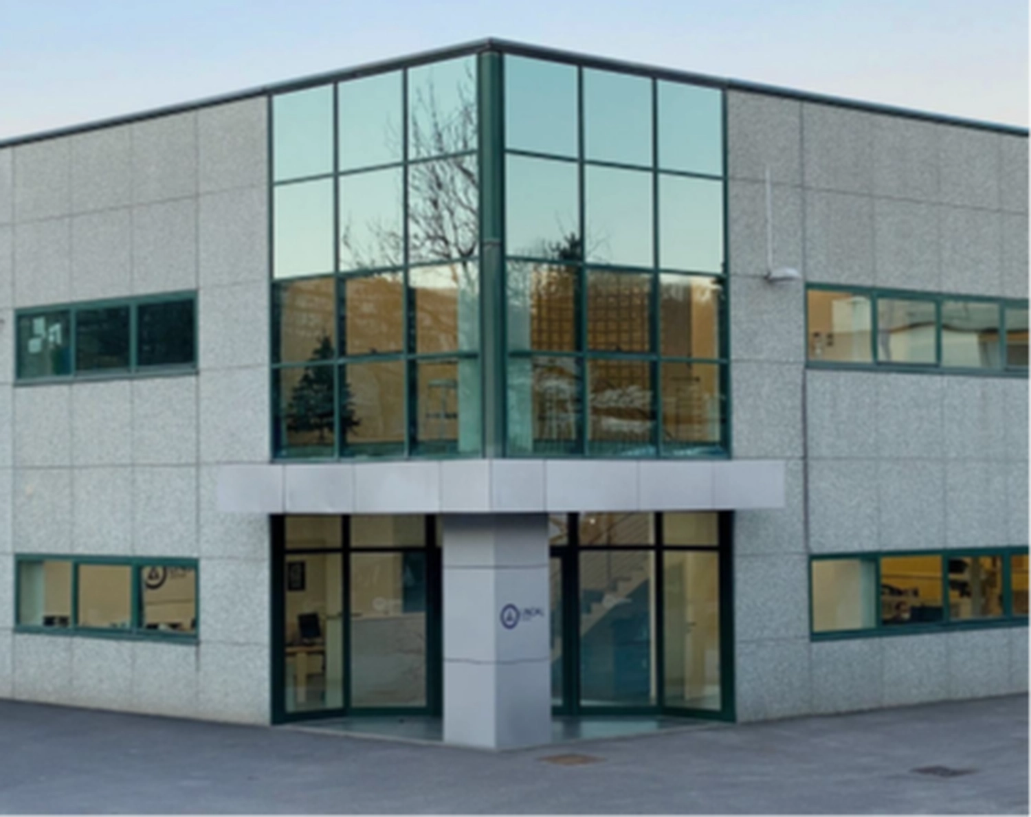 AEROSOL EUROPE - The leading magazine for the global aerosol industry - building